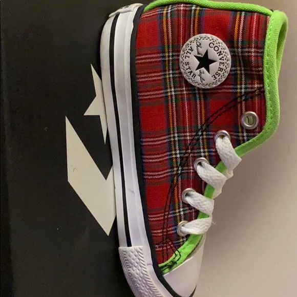 Toddler Converses - Picture 1 of 4